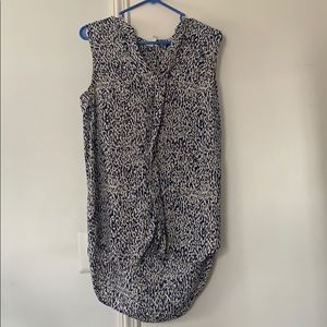 Sleeveless blouse